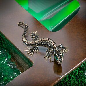 Black & White Lizard Brooch